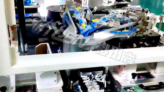 櫻田鑫--中空旋轉(zhuǎn)平臺2